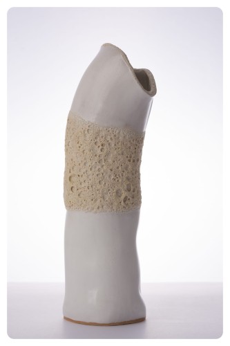 Wazon ceramiczny Ukwiał I na jasnym tle